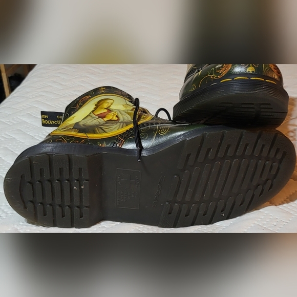 Dr. MARTENS Leather Pascal Di Paolo Museum CollectionMarked as AW501 US Size 11. - Picture 10 of 13